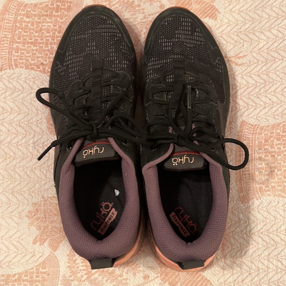 Ryka Black and Purple hiking shoes